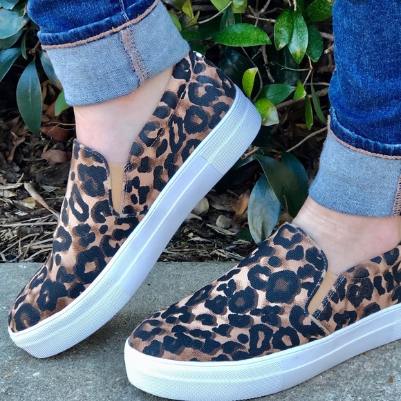 Steve Madden Gills Leopard Print 